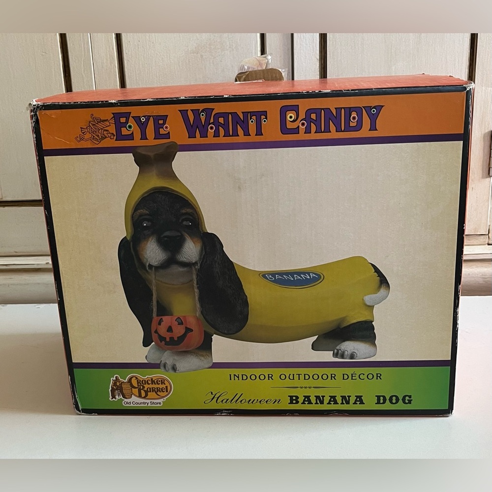 Cracker Barrel Halloween Banana dachshund wiener dog resin sculpture figurine